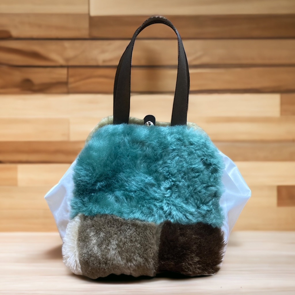 ニット素材を楽しむバッグ 〈cyan's plus (シアンズプラス)〉 | ショップブログ | 東急百貨店 吉祥寺店