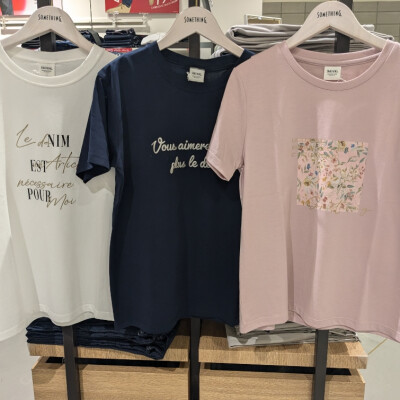 レディースTシャツ特集！！