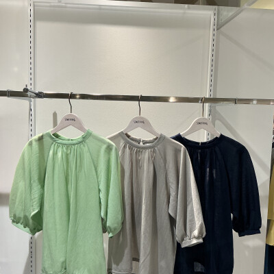 DOLMAN SLEEVE  CUT AND SEWN