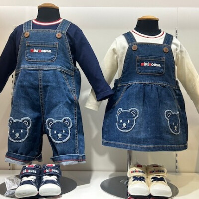 6階〈ミキハウス〉新作オーバーオール