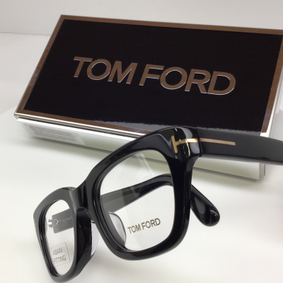 〈TOM FORD〉入荷しました！