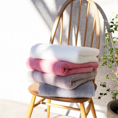 人気のタオル「ごくふわ」に　新色登場