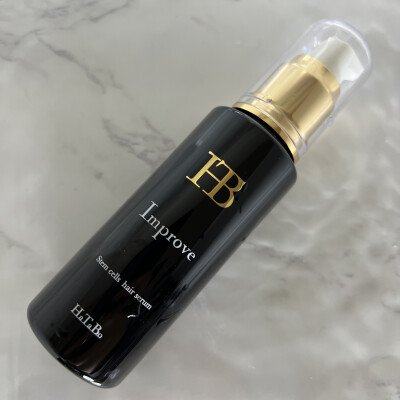 【業界初】大人の髪に、艶を取り戻す髪の美容液